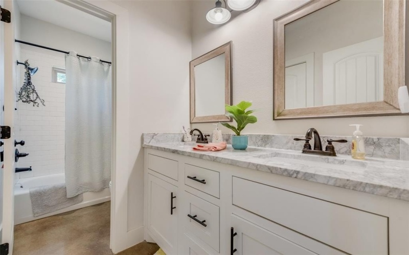 4320 State Hwy 198, Canton, TX 75103, 4 Bedrooms Bedrooms, ,2 BathroomsBathrooms,Residential,For Sale,4320 State Hwy 198,0,21223469