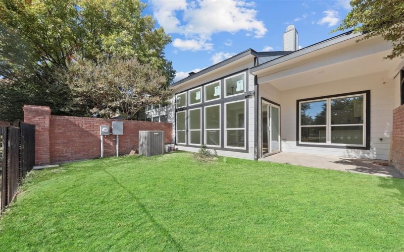 1412 Crosspointe Street, Duncanville, TX 75137, 4 Bedrooms Bedrooms, ,2 BathroomsBathrooms,Residential,For Sale,1412 Crosspointe Street,0,21223700