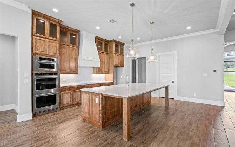 123 Club House Drive, Weatherford, TX 76087, 4 Habitaciones Habitaciones , ,5 BañosBaños,Residential,En Venta,123 Club House Drive,0,21223725