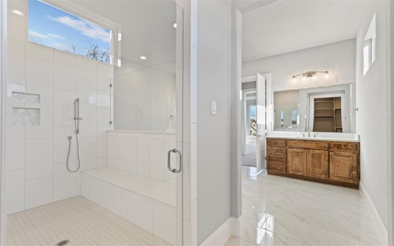 123 Club House Drive, Weatherford, TX 76087, 4 Habitaciones Habitaciones , ,5 BañosBaños,Residential,En Venta,123 Club House Drive,0,21223725