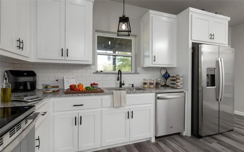 115 Valley Ridge Court, Bridgeport, TX 76426, 3 Bedrooms Bedrooms, ,2 BathroomsBathrooms,Residential,For Sale,115 Valley Ridge Court,0,21223864