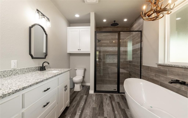 115 Valley Ridge Court, Bridgeport, TX 76426, 3 Bedrooms Bedrooms, ,2 BathroomsBathrooms,Residential,For Sale,115 Valley Ridge Court,0,21223864