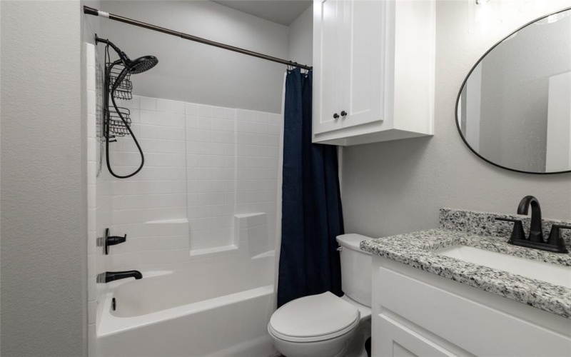 115 Valley Ridge Court, Bridgeport, TX 76426, 3 Bedrooms Bedrooms, ,2 BathroomsBathrooms,Residential,For Sale,115 Valley Ridge Court,0,21223864