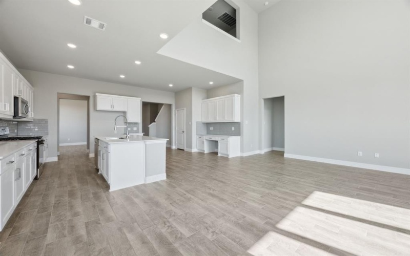 611 Parrino Parkway, Princeton, TX 75407, 4 Habitaciones Habitaciones , ,5 BañosBaños,Residential,En Venta,611 Parrino Parkway,0,21223900