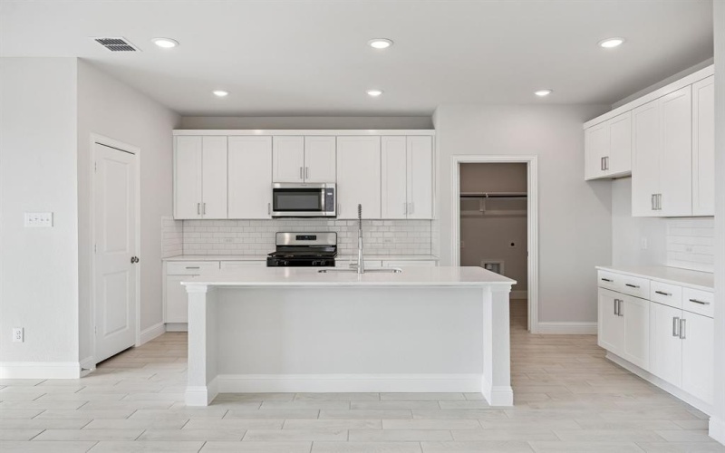 726 Amalfi Way, Weston, TX 75009, 4 Bedrooms Bedrooms, ,2 BathroomsBathrooms,Residential,For Sale,726 Amalfi Way,0,21224027