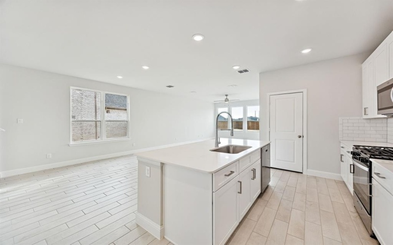 726 Amalfi Way, Weston, TX 75009, 4 Bedrooms Bedrooms, ,2 BathroomsBathrooms,Residential,For Sale,726 Amalfi Way,0,21224027