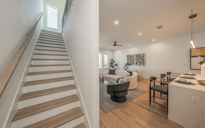 5320 Reiger Avenue #106, Dallas, TX 75214, 2 Bedrooms Bedrooms, ,2 BathroomsBathrooms,Residential,For Sale,5320 Reiger Avenue,0,21224107