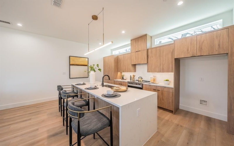 5320 Reiger Avenue #106, Dallas, TX 75214, 2 Bedrooms Bedrooms, ,2 BathroomsBathrooms,Residential,For Sale,5320 Reiger Avenue,0,21224107