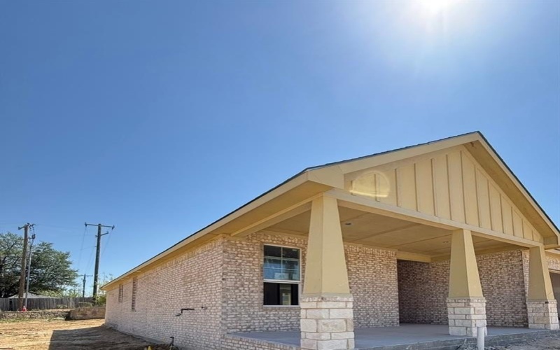 837 Elmstead Drive, Fort Worth, TX 76108, 3 Bedrooms Bedrooms, ,2 BathroomsBathrooms,Residential,For Sale,837 Elmstead Drive,0,21224125