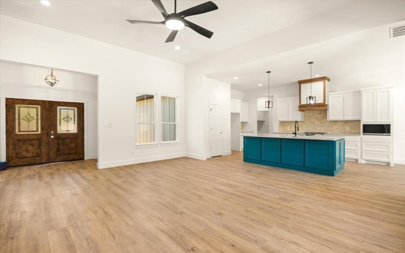 380 Schooner Way, Bluff Dale, TX 76433, 3 Habitaciones Habitaciones , ,2 BañosBaños,Residential,En Venta,380 Schooner Way,0,21224156