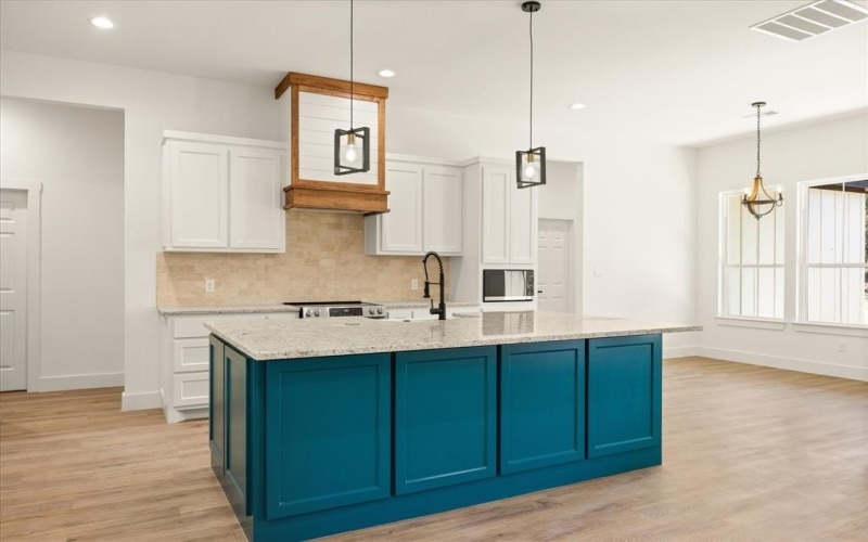 380 Schooner Way, Bluff Dale, TX 76433, 3 Habitaciones Habitaciones , ,2 BañosBaños,Residential,En Venta,380 Schooner Way,0,21224156