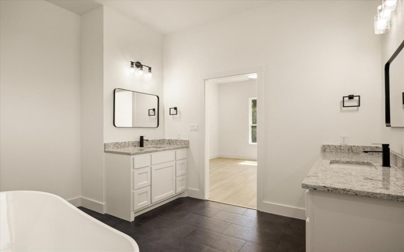 380 Schooner Way, Bluff Dale, TX 76433, 3 Habitaciones Habitaciones , ,2 BañosBaños,Residential,En Venta,380 Schooner Way,0,21224156