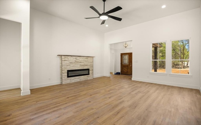 380 Schooner Way, Bluff Dale, TX 76433, 3 Habitaciones Habitaciones , ,2 BañosBaños,Residential,En Venta,380 Schooner Way,0,21224156