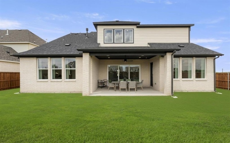 2118 Euclid Drive, Rockwall, TX 75087, 5 Bedrooms Bedrooms, ,5 BathroomsBathrooms,Residential,For Sale,2118 Euclid Drive,0,21224261