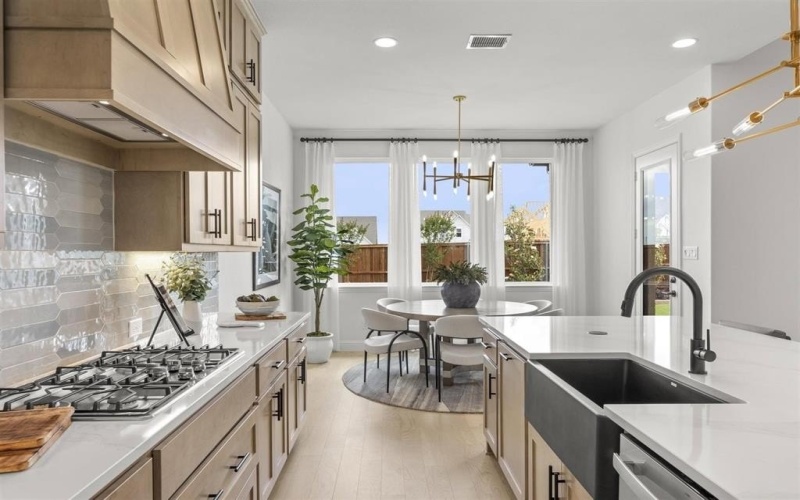 2118 Euclid Drive, Rockwall, TX 75087, 5 Bedrooms Bedrooms, ,5 BathroomsBathrooms,Residential,For Sale,2118 Euclid Drive,0,21224261