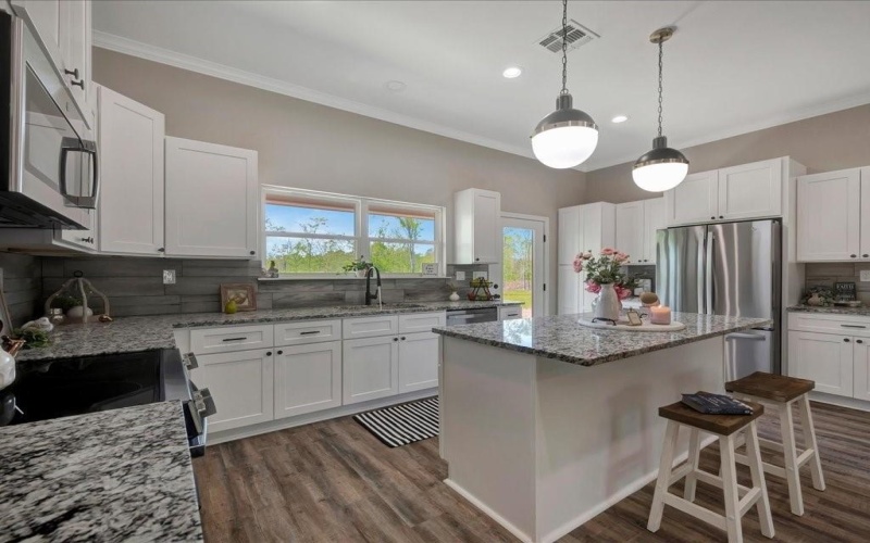 303 Schoolcraft Road, Lufkin, TX 75901, 3 Habitaciones Habitaciones , ,2 BañosBaños,Residential,En Venta,303 Schoolcraft Road,0,21224297