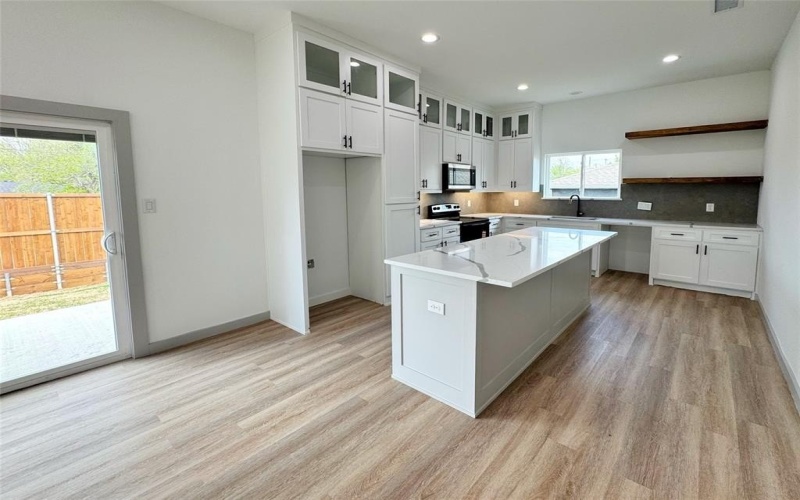 1401 Clark Street, Greenville, TX 75401, 3 Bedrooms Bedrooms, ,2 BathroomsBathrooms,Residential,For Sale,1401 Clark Street,0,21224373