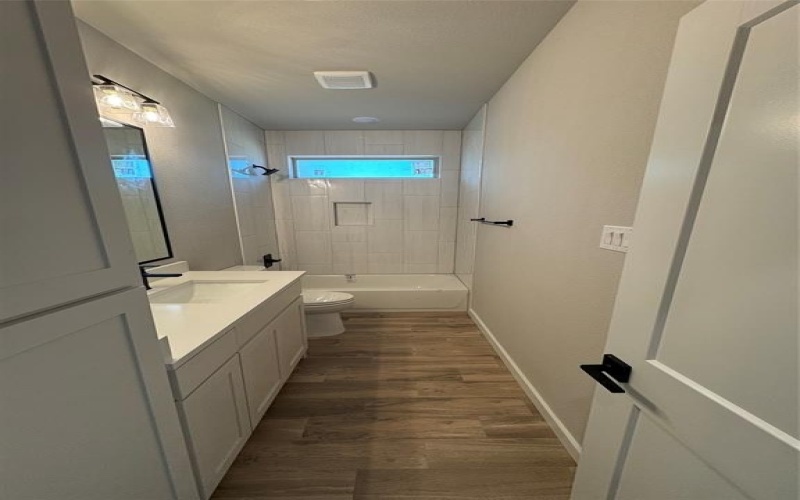 215 Sweetwater Drive, Weatherford, TX 76086, 4 Bedrooms Bedrooms, ,2 BathroomsBathrooms,Residential,For Sale,215 Sweetwater Drive,0,21224406