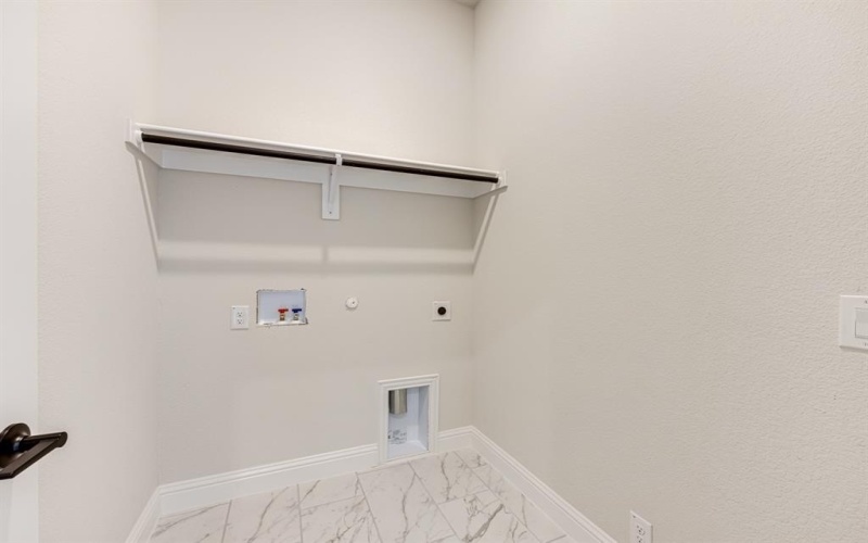 12725 Barretta Drive, Godley, TX 76044, 4 Bedrooms Bedrooms, ,3 BathroomsBathrooms,Residential,For Sale,12725 Barretta Drive,0,21224443