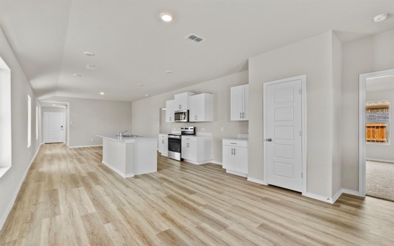 504 Marsh Street, Cleburne, TX 76033, 3 Habitaciones Habitaciones , ,2 BañosBaños,Residential,En Venta,504 Marsh Street,0,21224454