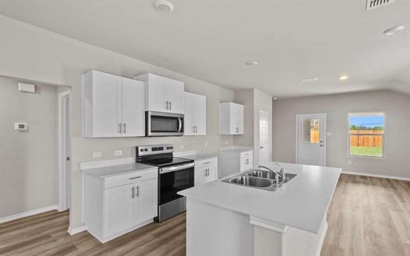 504 Marsh Street, Cleburne, TX 76033, 3 Habitaciones Habitaciones , ,2 BañosBaños,Residential,En Venta,504 Marsh Street,0,21224454