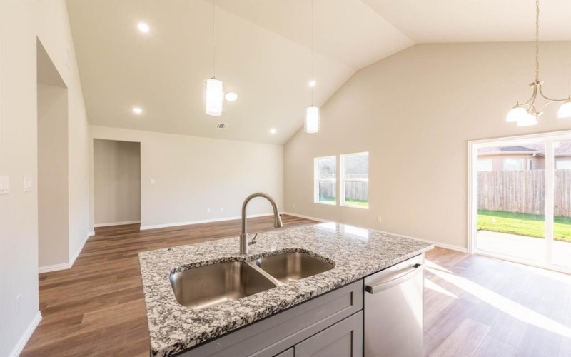 213 Marble Creek Drive, Fort Worth, TX 76131, 4 Bedrooms Bedrooms, ,2 BathroomsBathrooms,Residential,For Sale,213 Marble Creek Drive,0,21224514