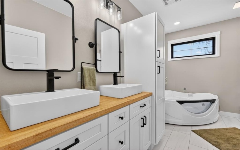 201 Private Road 4296, Clifton, TX 76634, 3 Habitaciones Habitaciones , ,2 BañosBaños,Residential,En Venta,201 Private Road 4296,0,21224580