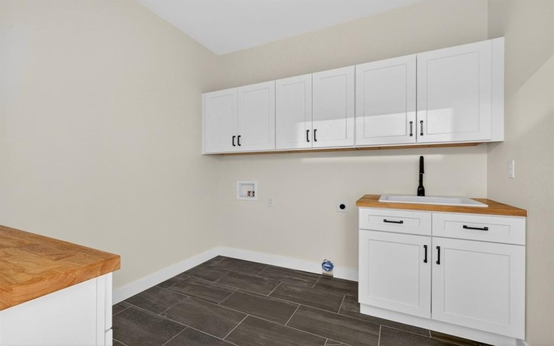 201 Private Road 4296, Clifton, TX 76634, 3 Habitaciones Habitaciones , ,2 BañosBaños,Residential,En Venta,201 Private Road 4296,0,21224580