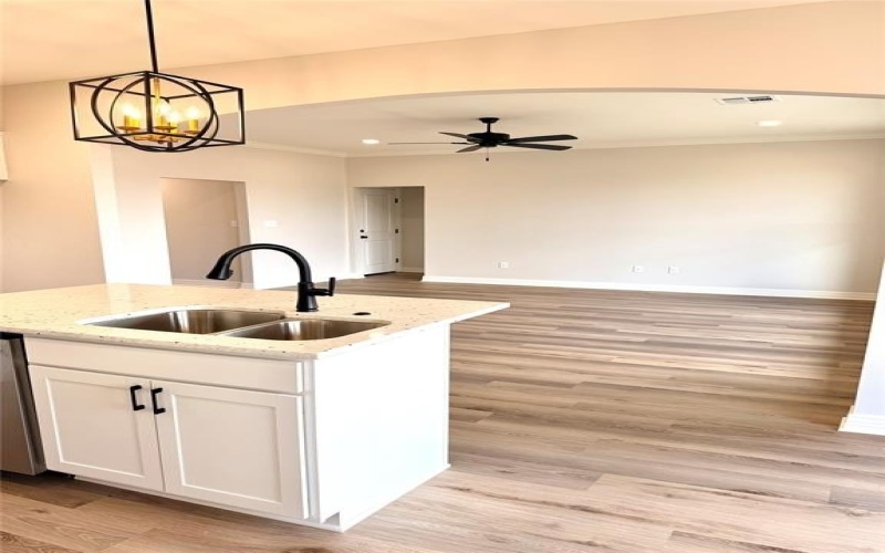 5016 Ames Place Place, Bossier City, LA 71112, 3 Bedrooms Bedrooms, ,2 BathroomsBathrooms,Residential,For Sale,5016 Ames Place Place,0,21224664