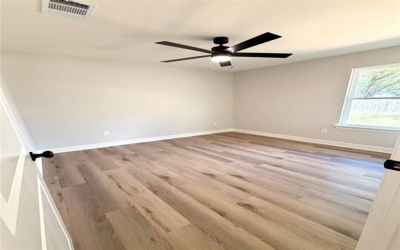 5016 Ames Place Place, Bossier City, LA 71112, 3 Bedrooms Bedrooms, ,2 BathroomsBathrooms,Residential,For Sale,5016 Ames Place Place,0,21224664