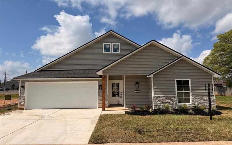 5016 Ames Place Place, Bossier City, LA 71112, 3 Bedrooms Bedrooms, ,2 BathroomsBathrooms,Residential,For Sale,5016 Ames Place Place,0,21224664