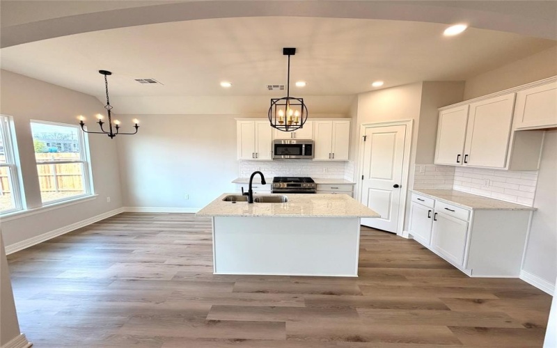 5016 Ames Place Place, Bossier City, LA 71112, 3 Bedrooms Bedrooms, ,2 BathroomsBathrooms,Residential,For Sale,5016 Ames Place Place,0,21224664