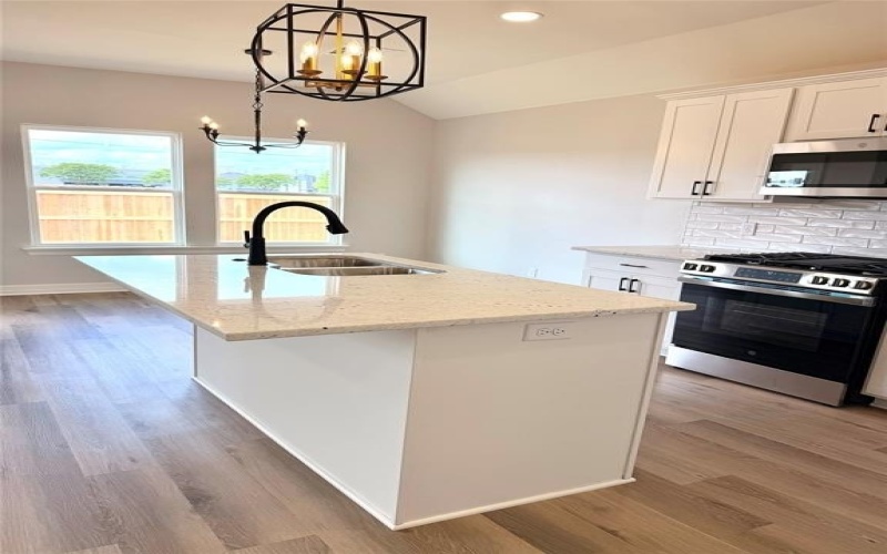 5016 Ames Place Place, Bossier City, LA 71112, 3 Bedrooms Bedrooms, ,2 BathroomsBathrooms,Residential,For Sale,5016 Ames Place Place,0,21224664