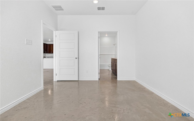 620 Pacific Crest Trail unit: A, Copperas Cove, TX 76522, 3 Habitaciones Habitaciones , ,2 BañosBaños,Residential Multi Family,En Venta,620 Pacific Crest Trail unit: A,0,609080