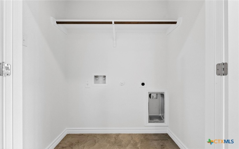 620 Pacific Crest Trail unit: A, Copperas Cove, TX 76522, 3 Habitaciones Habitaciones , ,2 BañosBaños,Residential Multi Family,En Venta,620 Pacific Crest Trail unit: A,0,609080