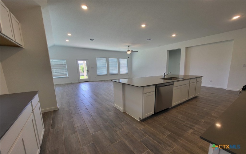 1233 Fox Wing Way, New Braunfels, TX 78132, 4 Bedrooms Bedrooms, ,3 BathroomsBathrooms,Residential,For Sale,1233 Fox Wing Way,0,609139