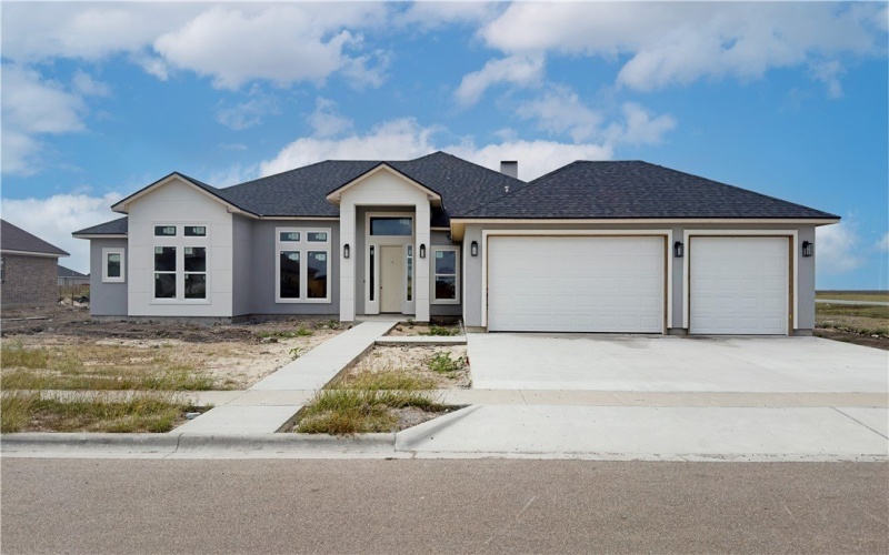 725 Mama Fefi Drive, Corpus Christi, TX 78415, 4 Bedrooms Bedrooms, ,5 BathroomsBathrooms,Residential,For Sale,725 Mama Fefi Drive,0,460849