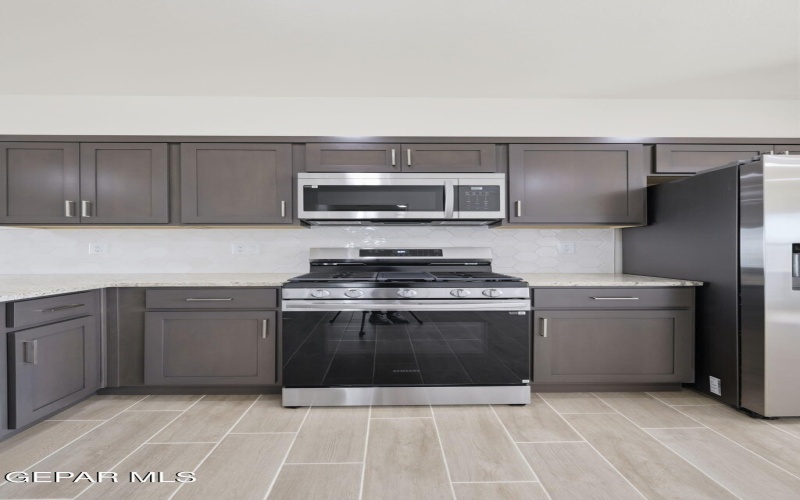 13905 Summer Wave Avenue, El Paso, TX 79928, 3 Bedrooms Bedrooms, ,1 BathroomBathrooms,Residential,For Sale,13905 Summer Wave Avenue,0,941342