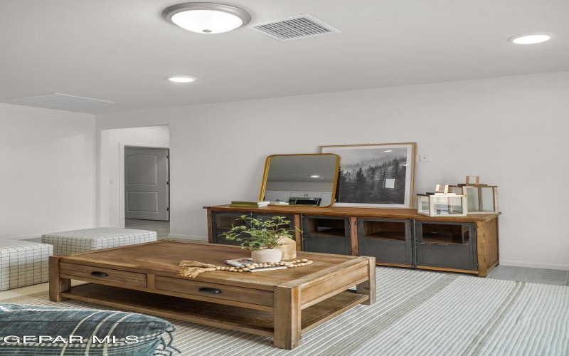 13804 Summer Wave Avenue, El Paso, TX 79928, 3 Bedrooms Bedrooms, ,1 BathroomBathrooms,Residential,For Sale,13804 Summer Wave Avenue,0,941344