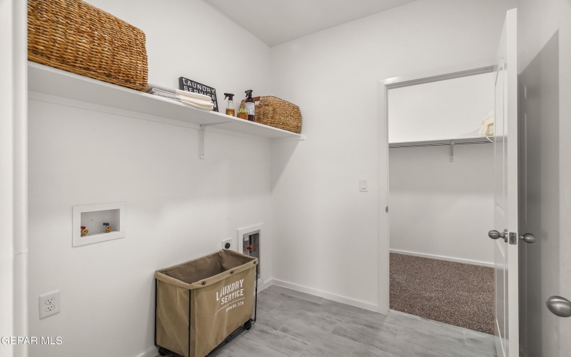 13804 Summer Wave Avenue, El Paso, TX 79928, 3 Bedrooms Bedrooms, ,1 BathroomBathrooms,Residential,For Sale,13804 Summer Wave Avenue,0,941344