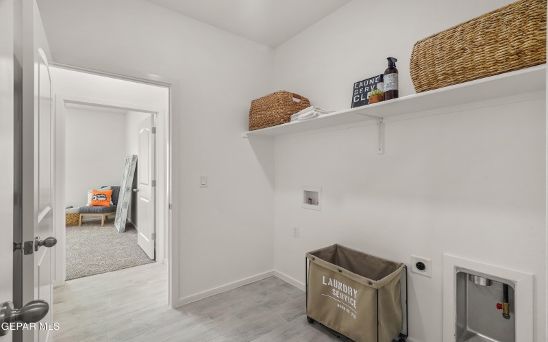 13804 Summer Wave Avenue, El Paso, TX 79928, 3 Bedrooms Bedrooms, ,1 BathroomBathrooms,Residential,For Sale,13804 Summer Wave Avenue,0,941344