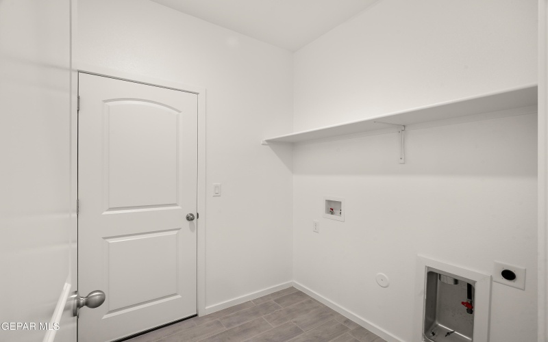 13808 Summer Wave Avenue, El Paso, TX 79928, 3 Bedrooms Bedrooms, ,1 BathroomBathrooms,Residential,For Sale,13808 Summer Wave Avenue,0,941345