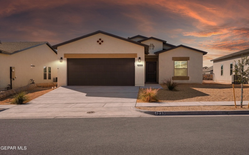 13808 Summer Wave Avenue, El Paso, TX 79928, 3 Bedrooms Bedrooms, ,1 BathroomBathrooms,Residential,For Sale,13808 Summer Wave Avenue,0,941345