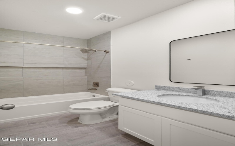 13808 Summer Wave Avenue, El Paso, TX 79928, 3 Bedrooms Bedrooms, ,1 BathroomBathrooms,Residential,For Sale,13808 Summer Wave Avenue,0,941345