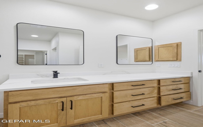 725 Paseo Modesto Drive, Horizon City, TX 79928, 3 Bedrooms Bedrooms, ,2 BathroomsBathrooms,Residential,For Sale,725 Paseo Modesto Drive,0,941346