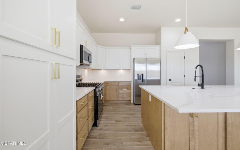 725 Paseo Modesto Drive, Horizon City, TX 79928, 3 Bedrooms Bedrooms, ,2 BathroomsBathrooms,Residential,For Sale,725 Paseo Modesto Drive,0,941346