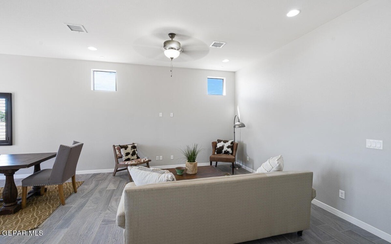 712 Cedarwood Avenue, El Paso, TX 79928, 3 Bedrooms Bedrooms, ,2 BathroomsBathrooms,Residential,For Sale,712 Cedarwood Avenue,0,941357