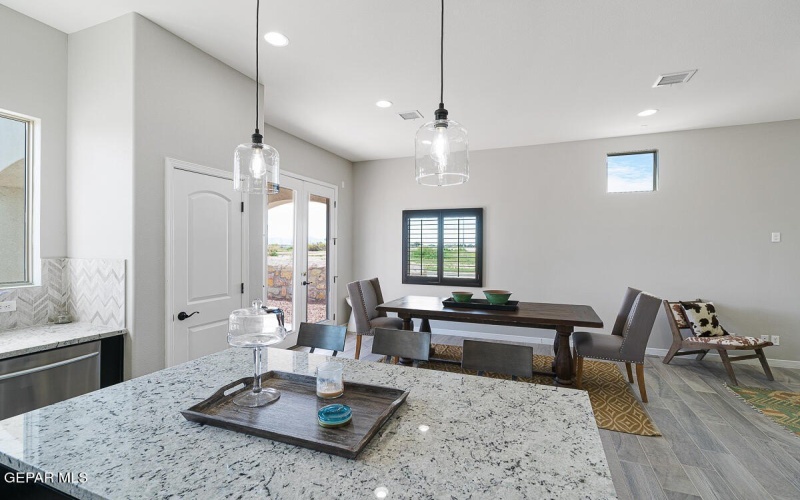 712 Cedarwood Avenue, El Paso, TX 79928, 3 Bedrooms Bedrooms, ,2 BathroomsBathrooms,Residential,For Sale,712 Cedarwood Avenue,0,941357