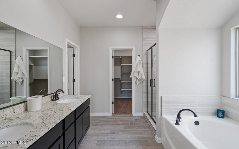 712 Cedarwood Avenue, El Paso, TX 79928, 3 Bedrooms Bedrooms, ,2 BathroomsBathrooms,Residential,For Sale,712 Cedarwood Avenue,0,941357