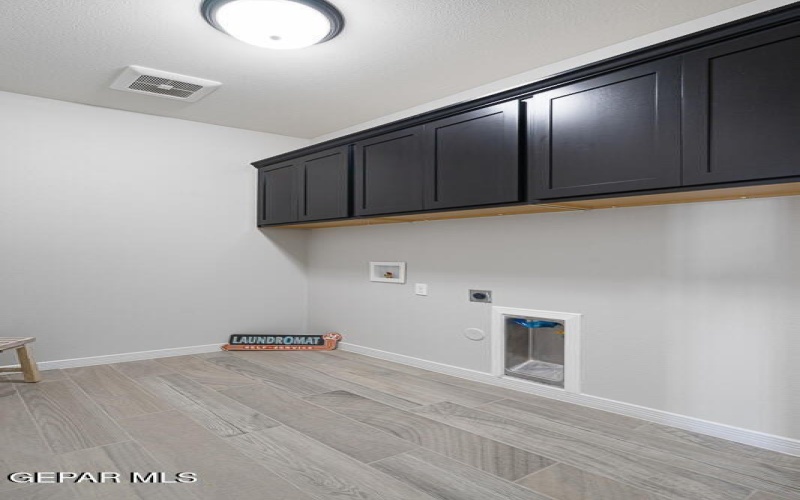 712 Cedarwood Avenue, El Paso, TX 79928, 3 Bedrooms Bedrooms, ,2 BathroomsBathrooms,Residential,For Sale,712 Cedarwood Avenue,0,941357